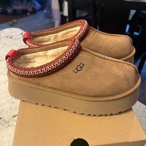 Platform Tazz Uggs in chesnut